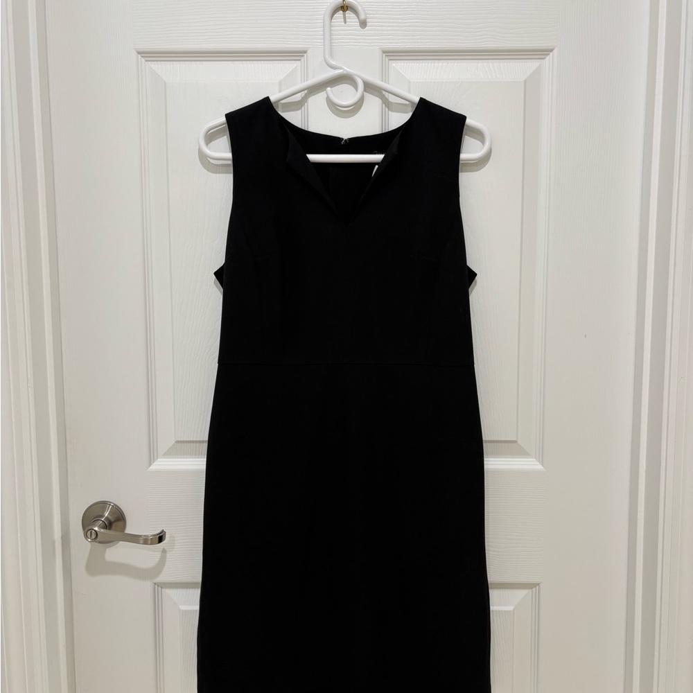 Ann Taylor sophisticated Black Sleeveless Midi Dress